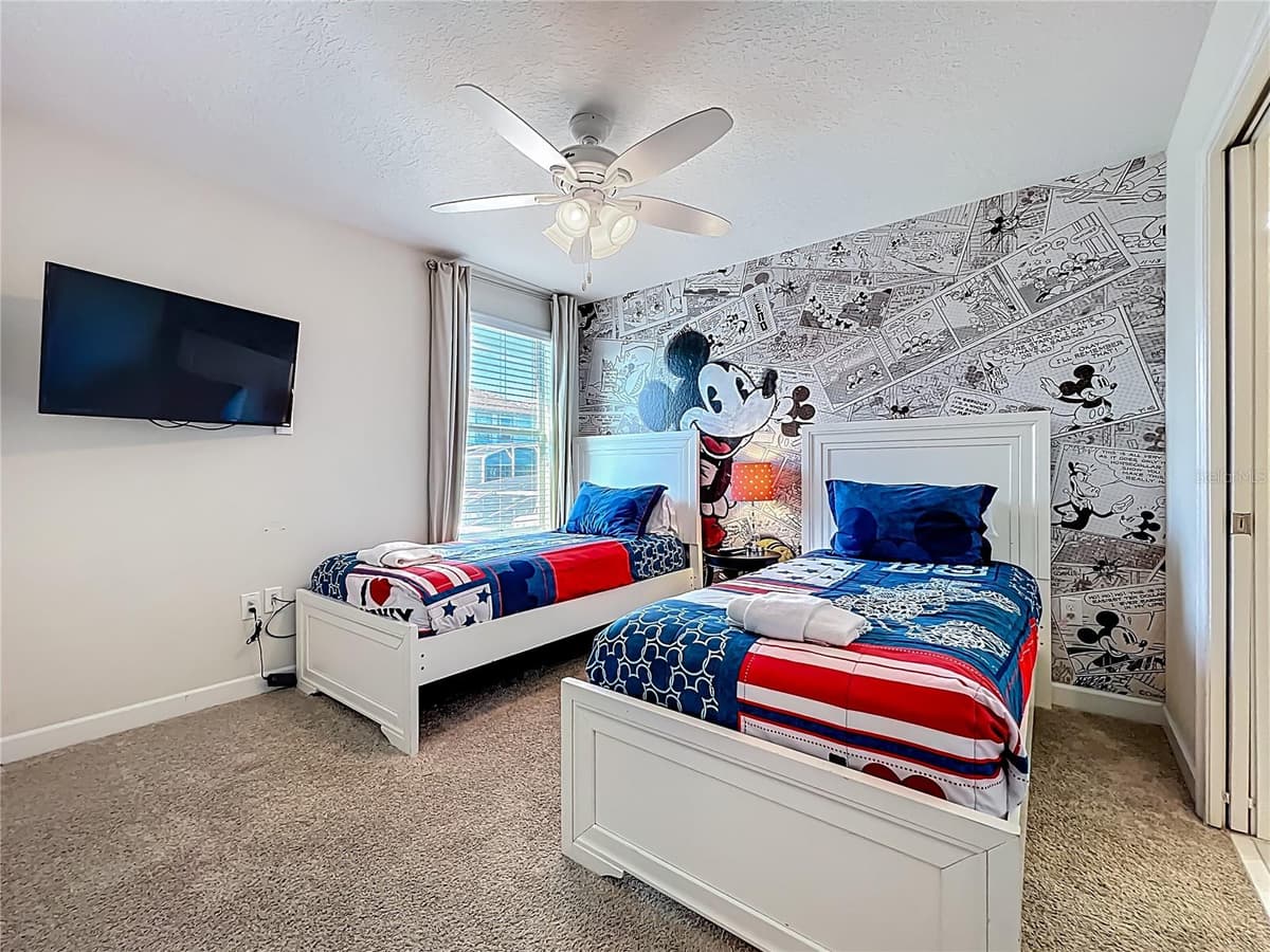 9018 STINGER DRIVE — photo 18 of 50