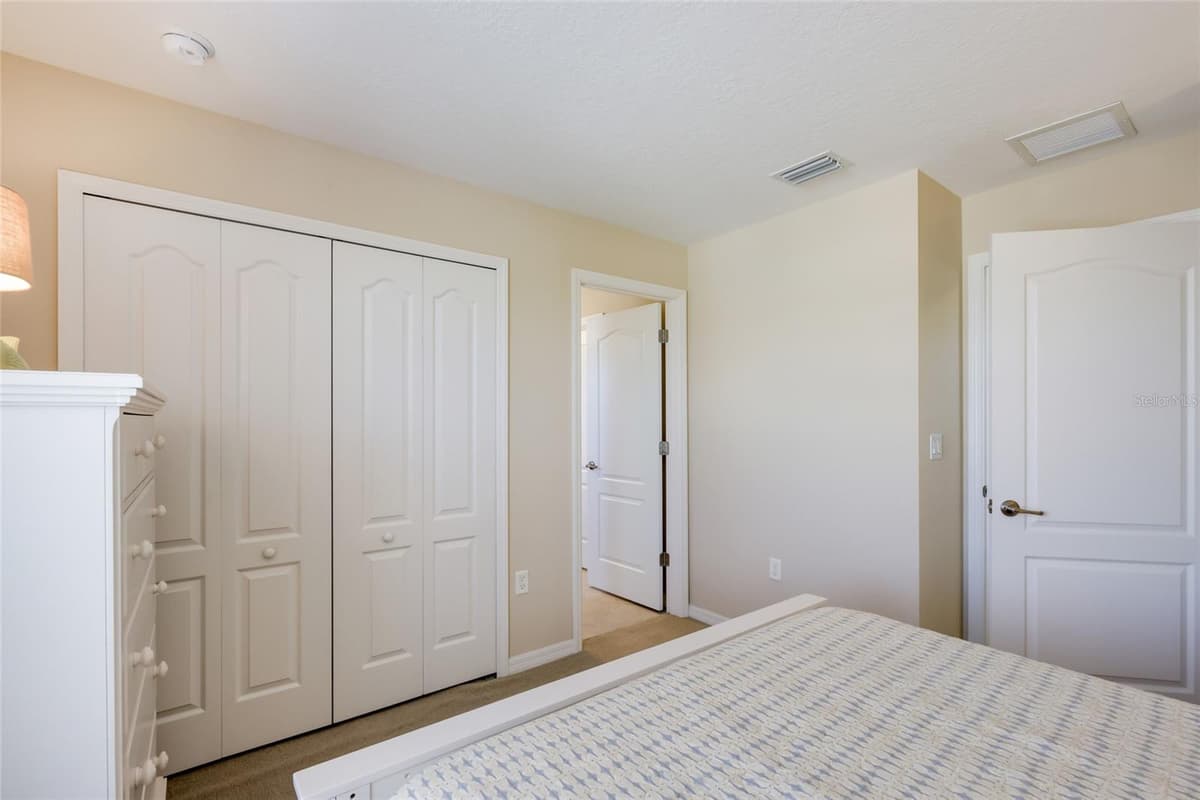 12566 SHIMMERING OAK CIRCLE — photo 18 of 53