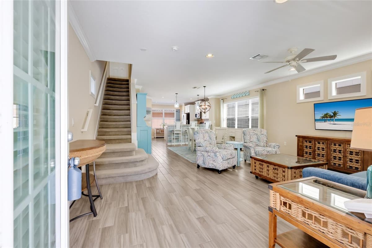 12566 SHIMMERING OAK CIRCLE — photo 4 of 53