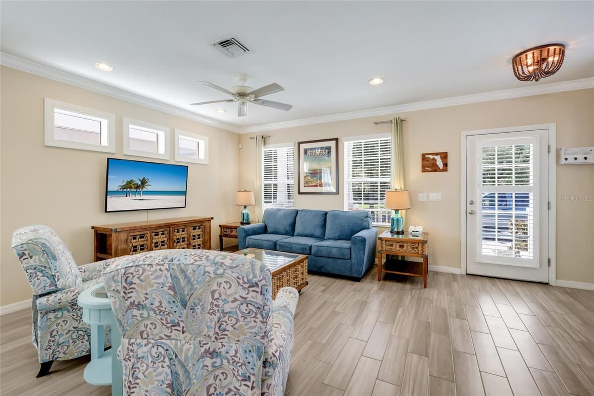 12566 SHIMMERING OAK CIRCLE — photo 5 of 53