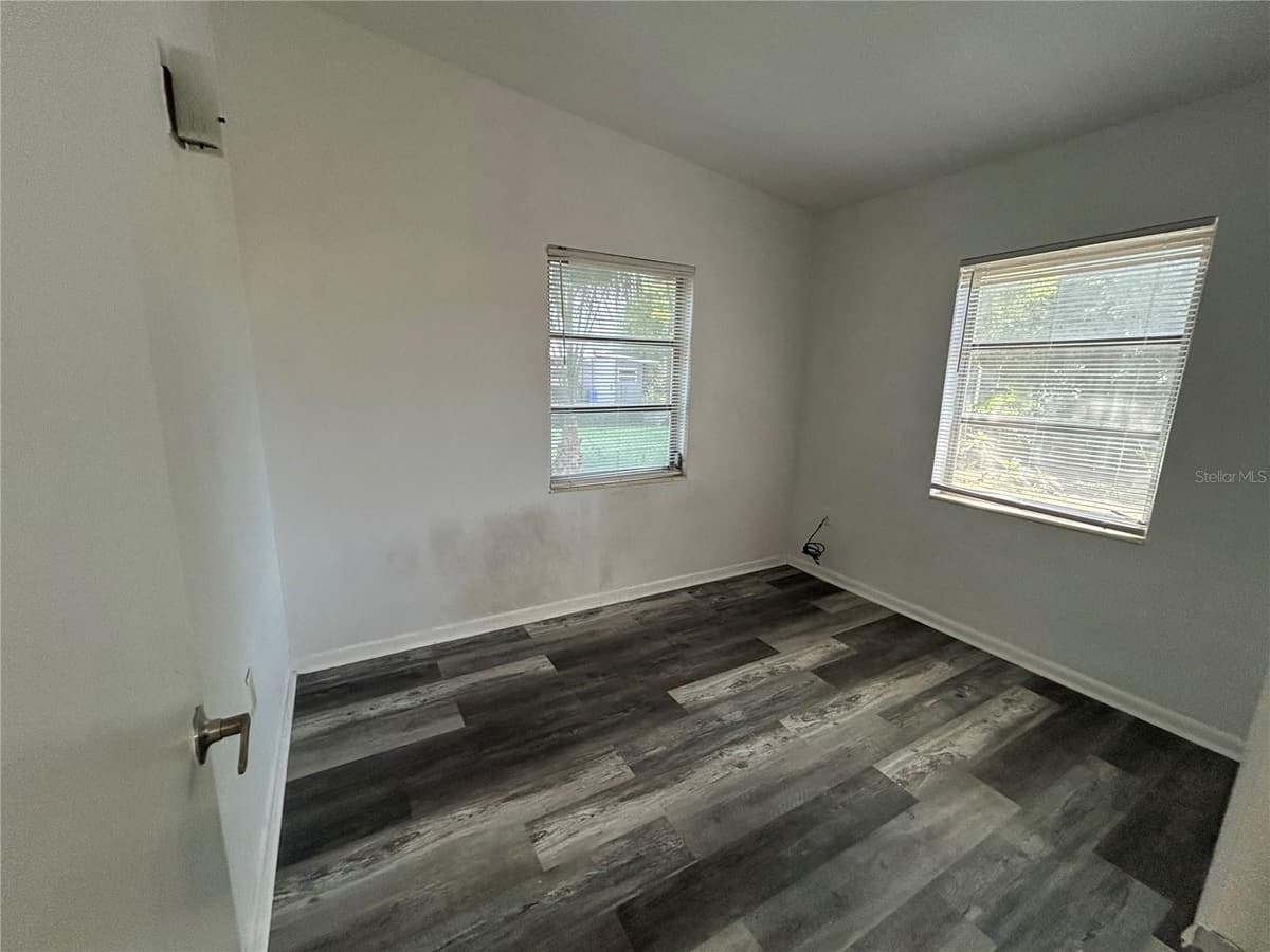 3140 CRESTWOOD DRIVE — photo 13 of 14