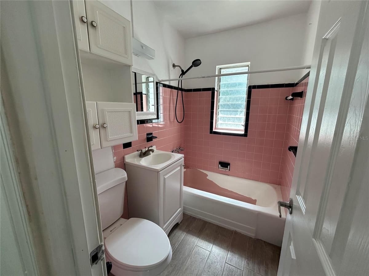 3140 CRESTWOOD DRIVE — photo 11 of 14