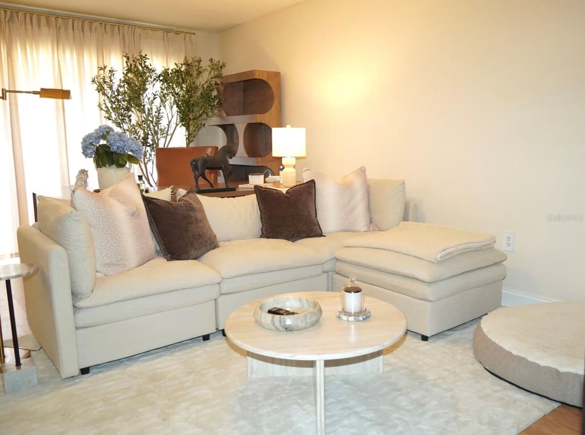 533 CASCADE CIRCLE — photo 8 of 21