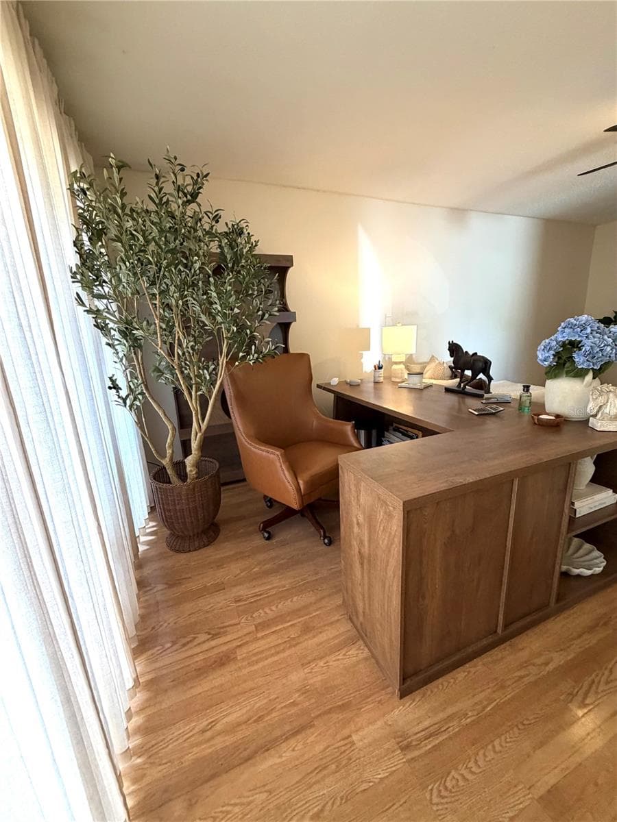 533 CASCADE CIRCLE — photo 12 of 21