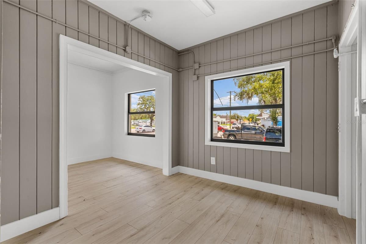 10302 NEBRASKA AVENUE — photo 19 of 26