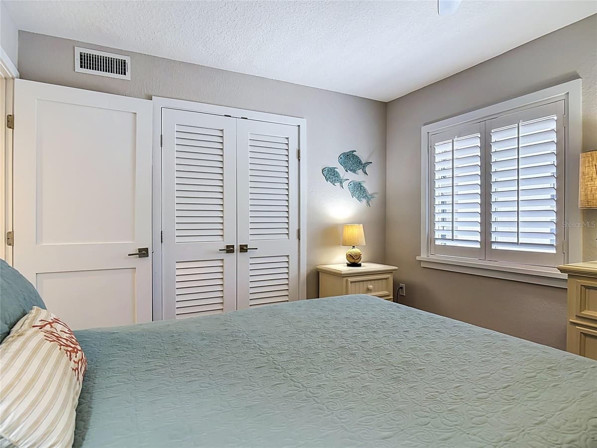 4495 ATLANTIC AVENUE — photo 35 of 54