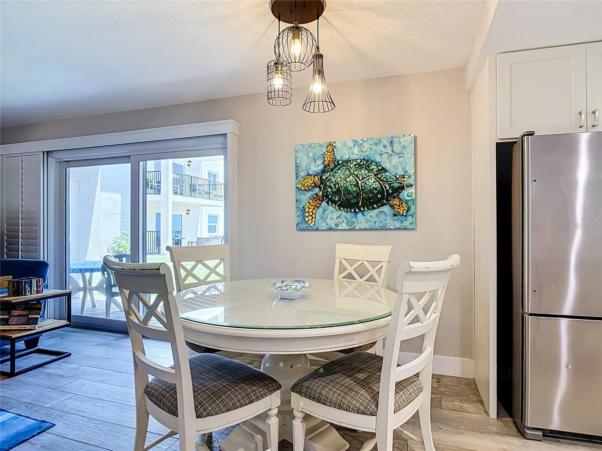 4495 ATLANTIC AVENUE — photo 14 of 54