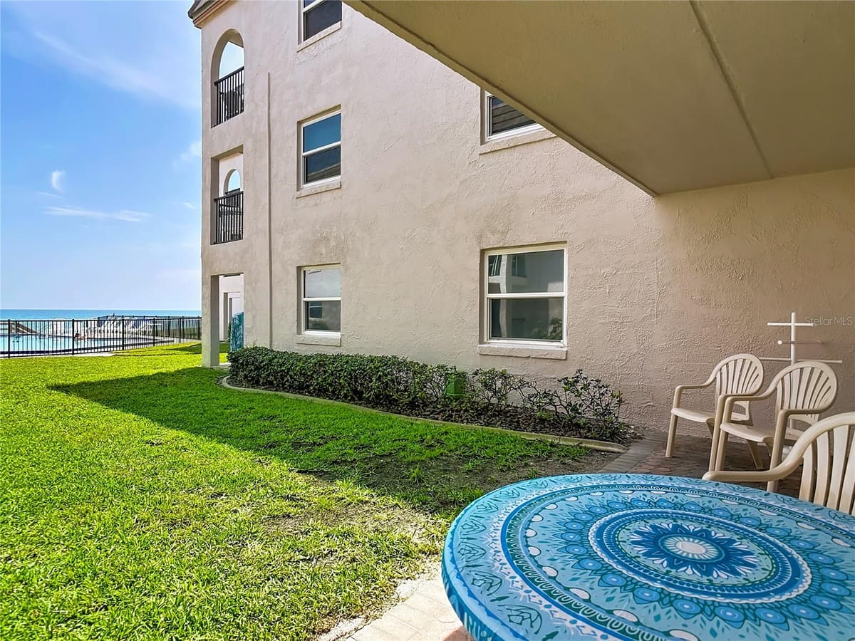 4495 ATLANTIC AVENUE — photo 45 of 54