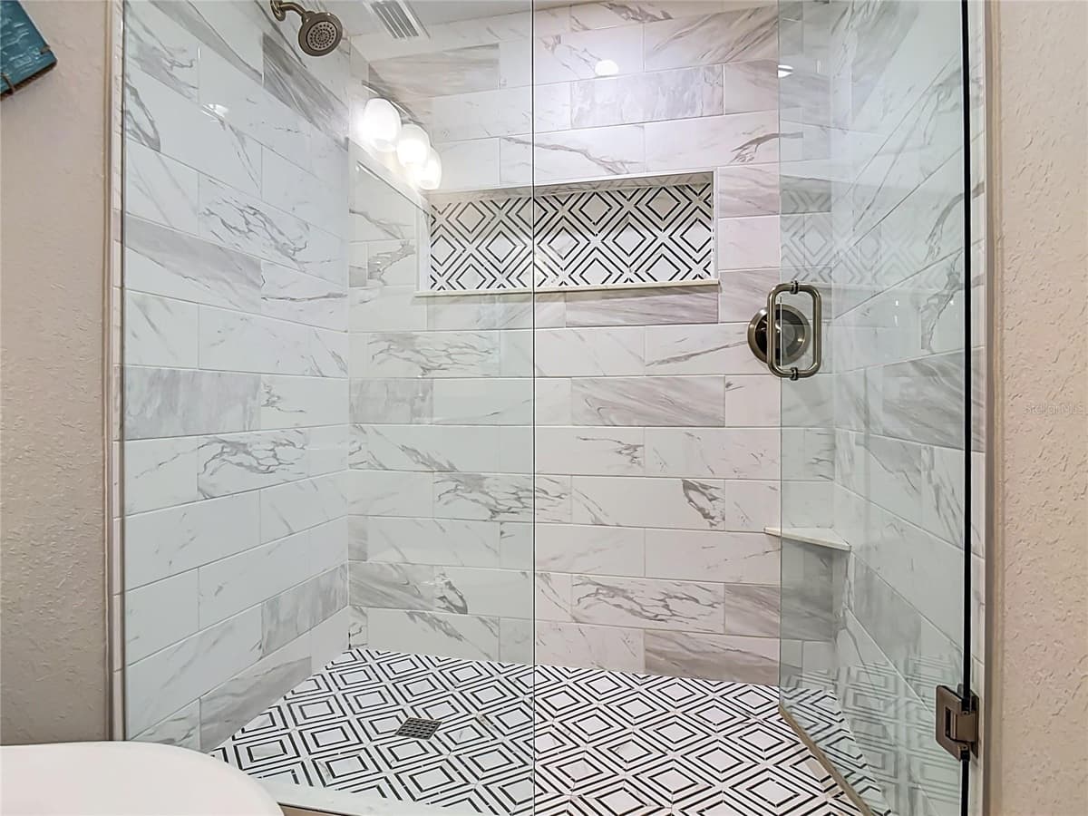 4495 ATLANTIC AVENUE — photo 30 of 54