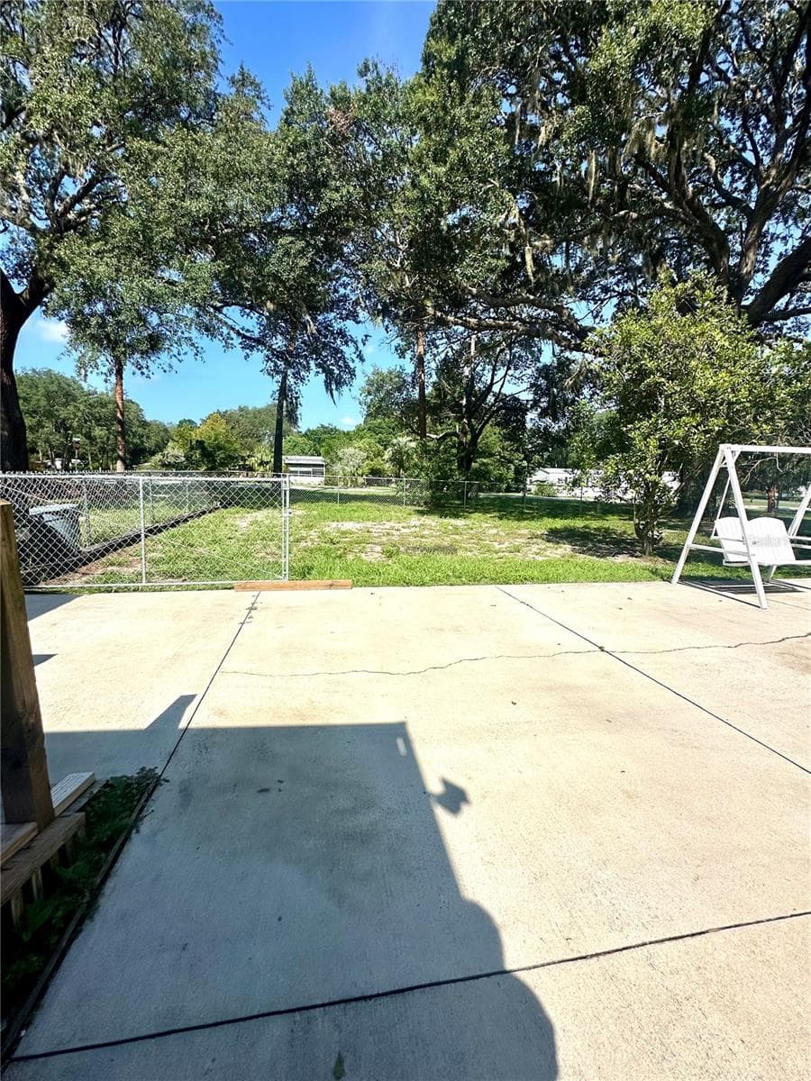 202 ASH STREET — photo 6 of 25