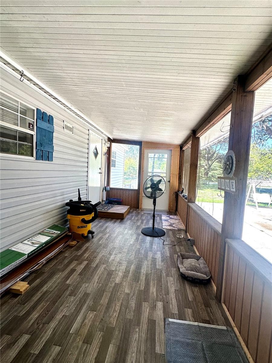 202 ASH STREET — photo 11 of 25