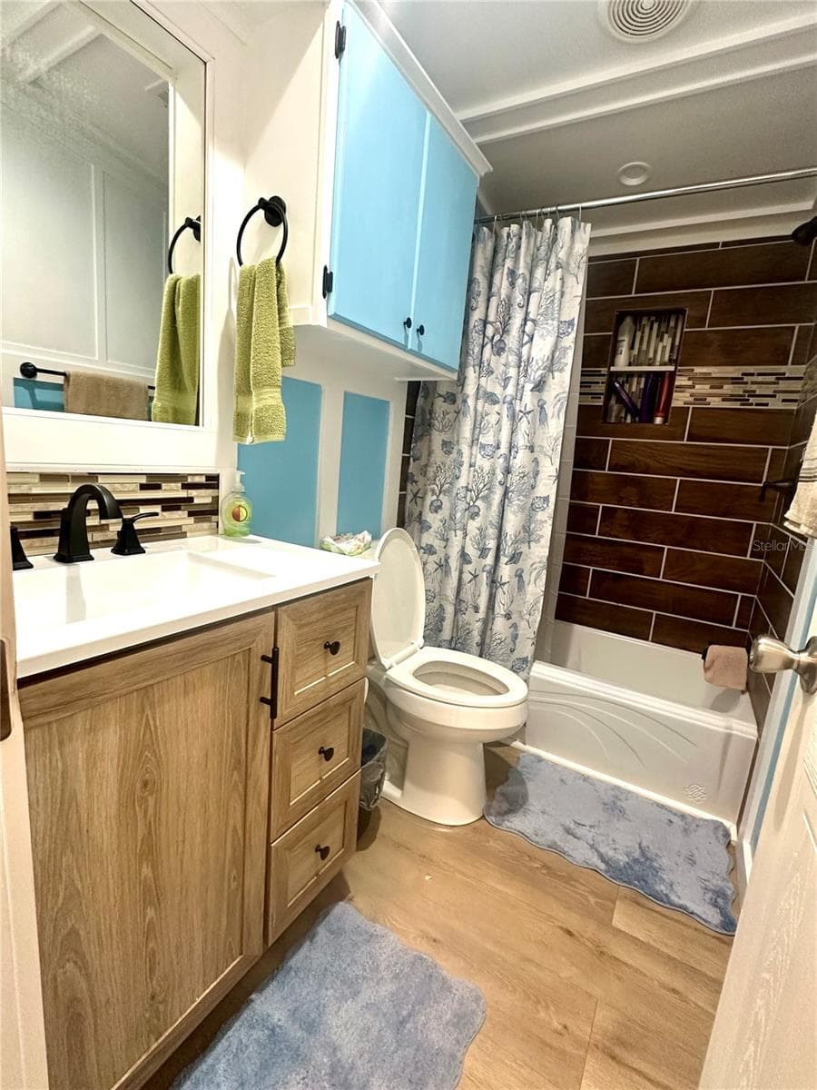 202 ASH STREET — photo 25 of 25