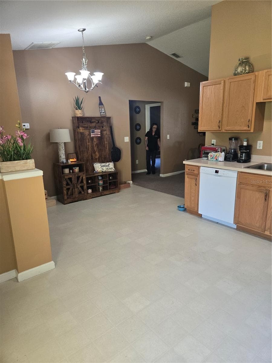 8 FAWN LANE — photo 65 of 65