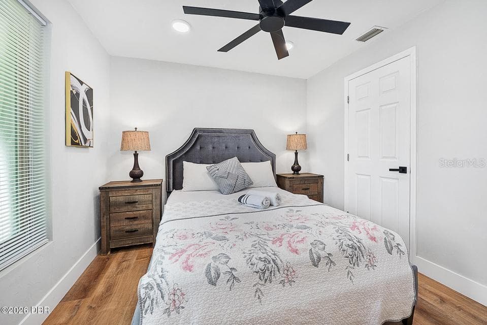 419 BURLEIGH AVENUE — photo 15 of 39
