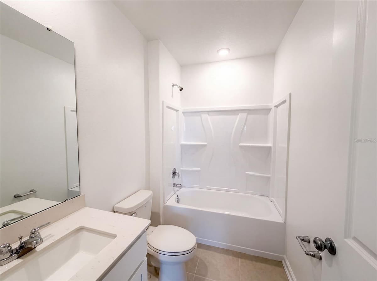 4373 RIVER BEACON BOULEVARD — photo 9 of 21