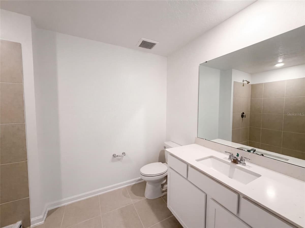 4373 RIVER BEACON BOULEVARD — photo 12 of 21