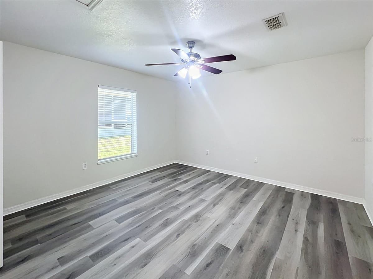 5641 ROYAL HILLS DRIVE — photo 26 of 33