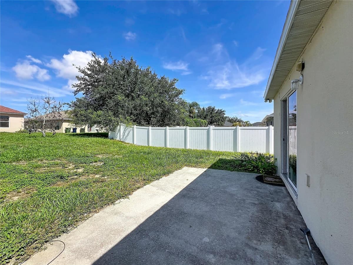 5641 ROYAL HILLS DRIVE — photo 31 of 33