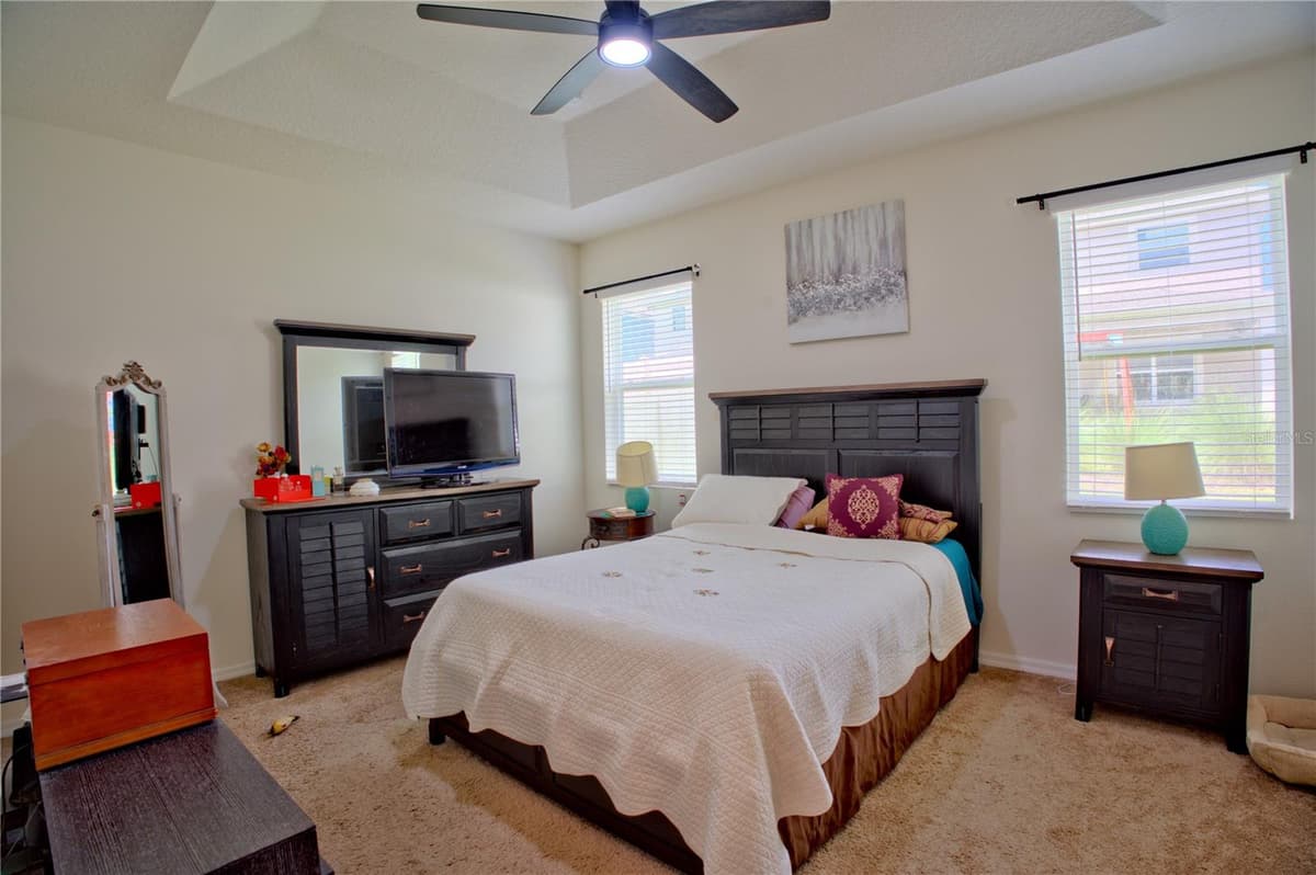 2480 VARENNA LOOP — photo 14 of 23