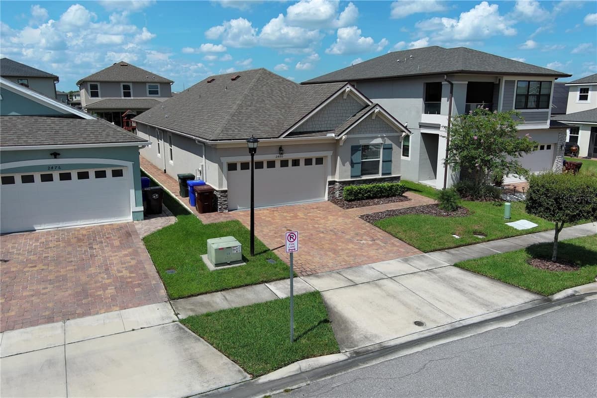 2480 VARENNA LOOP — photo 3 of 23