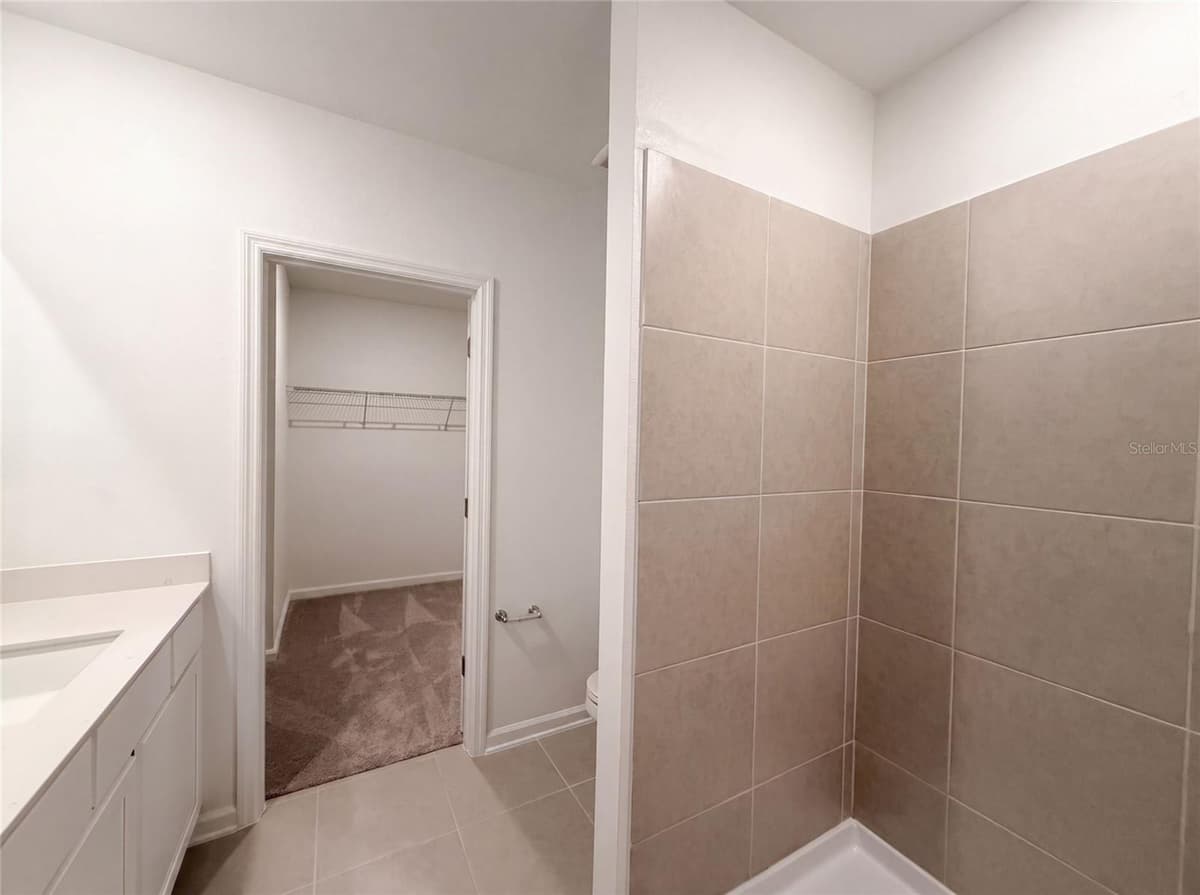 5420 MEADOW WALK DRIVE — photo 10 of 21