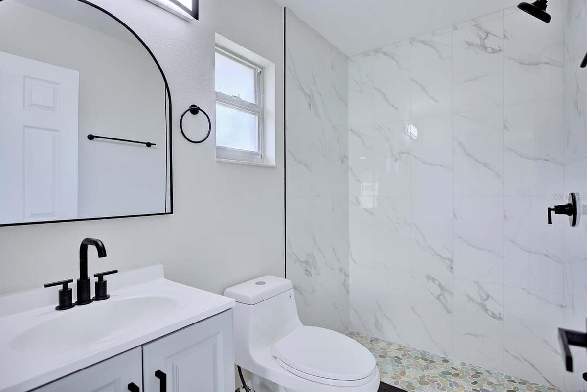738 LEMANS DRIVE — photo 11 of 39