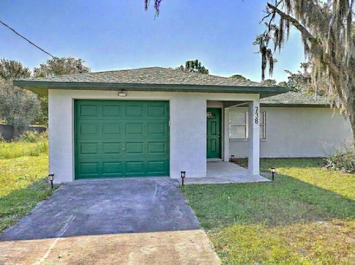 738 LEMANS DRIVE — photo 3 of 39