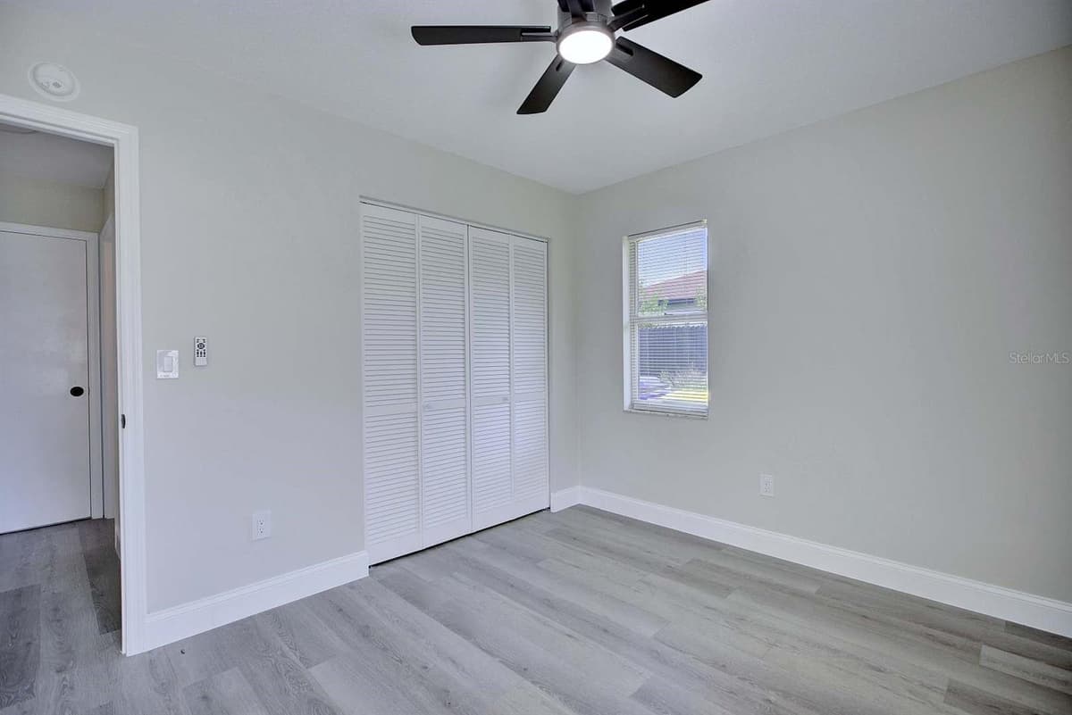 738 LEMANS DRIVE — photo 8 of 39