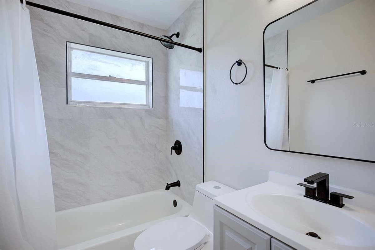 738 LEMANS DRIVE — photo 7 of 39