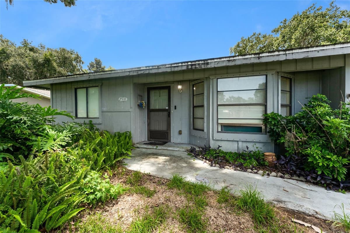 2518 NEEDLE PALM DRIVE — photo 3 of 17