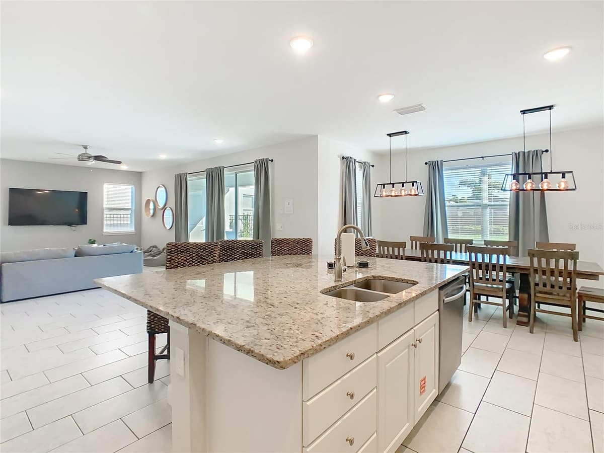 267 SOUTHFIELD STREET — photo 6 of 60
