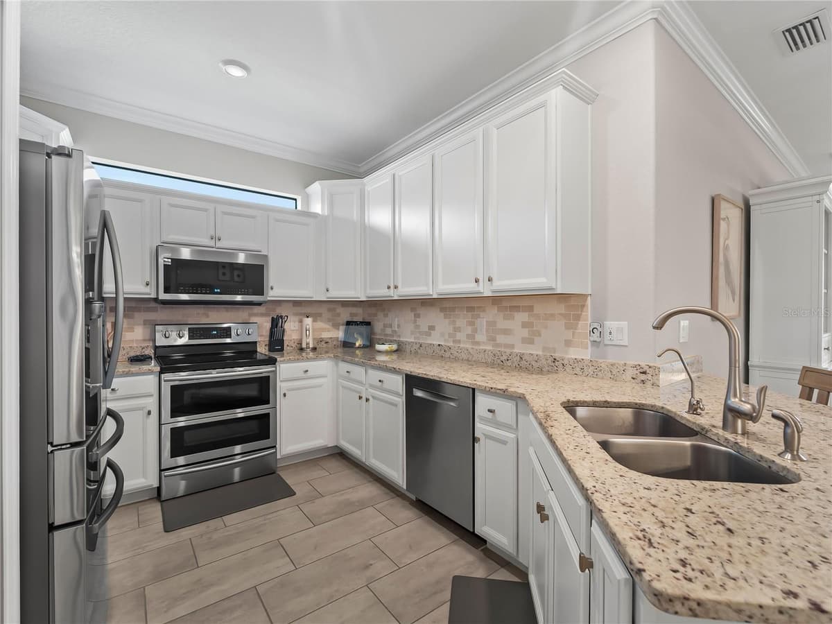 24076 CANTERWOOD WAY — photo 14 of 53