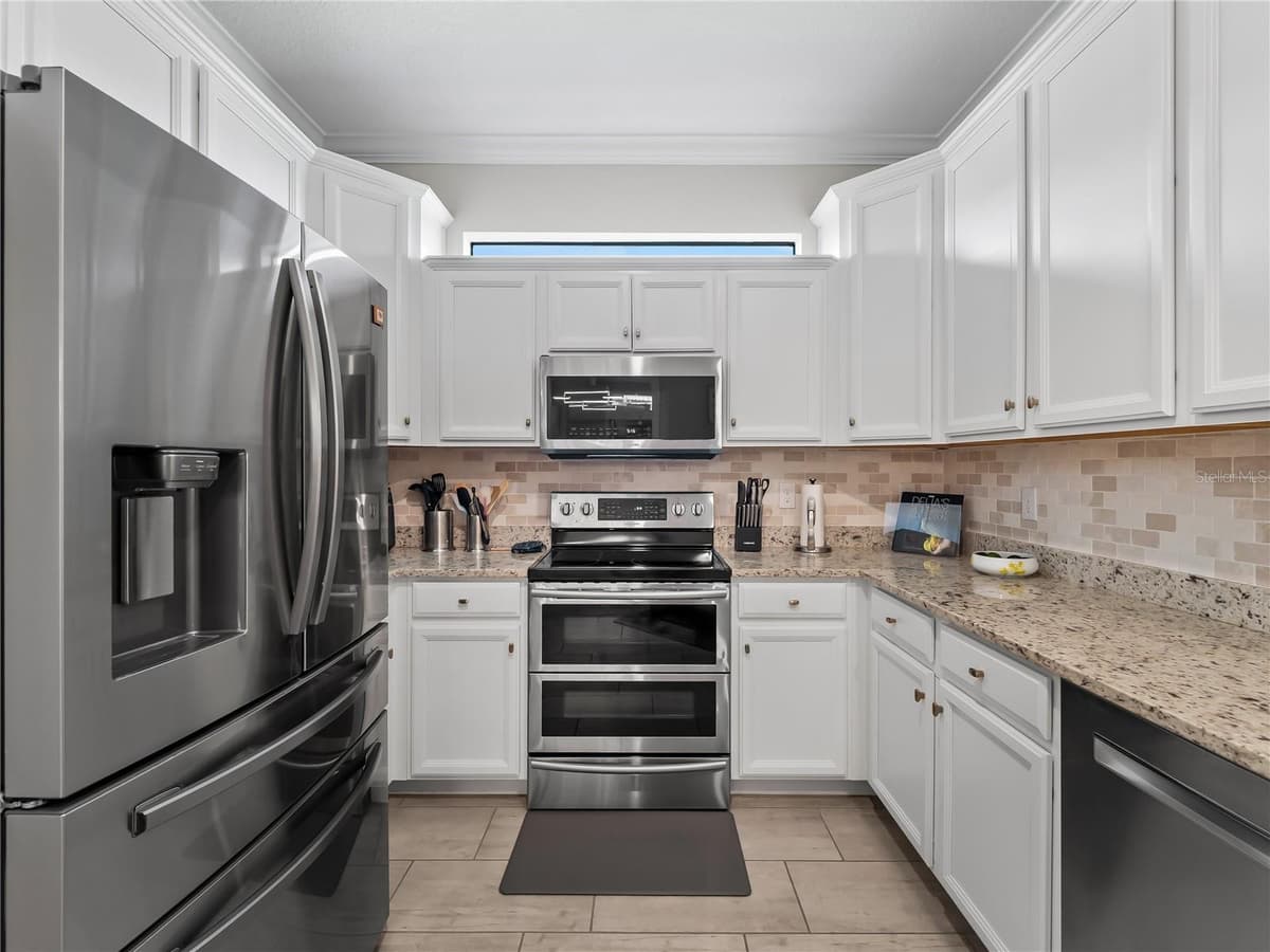 24076 CANTERWOOD WAY — photo 15 of 53