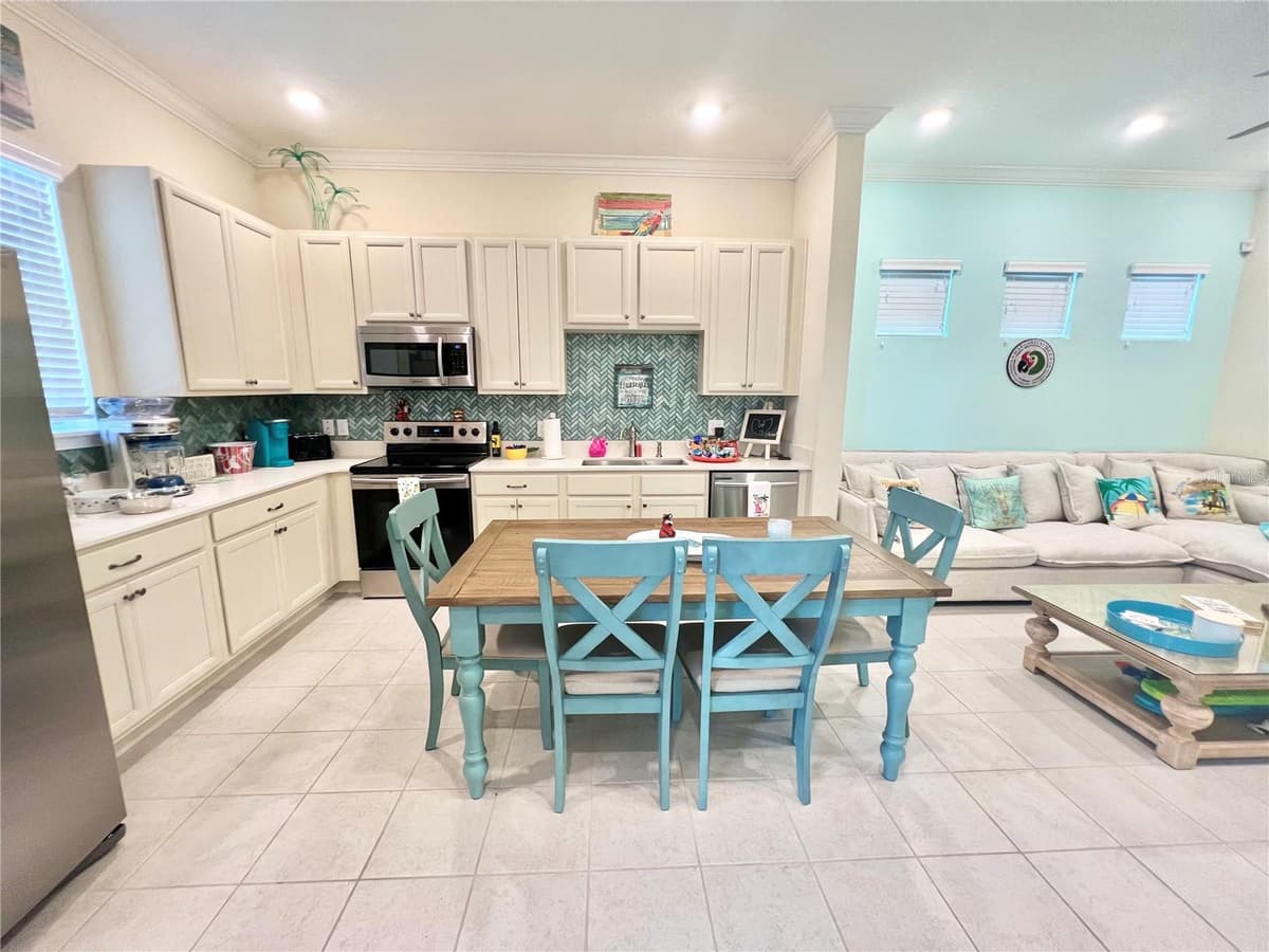 8036 SURF STREET — photo 14 of 98