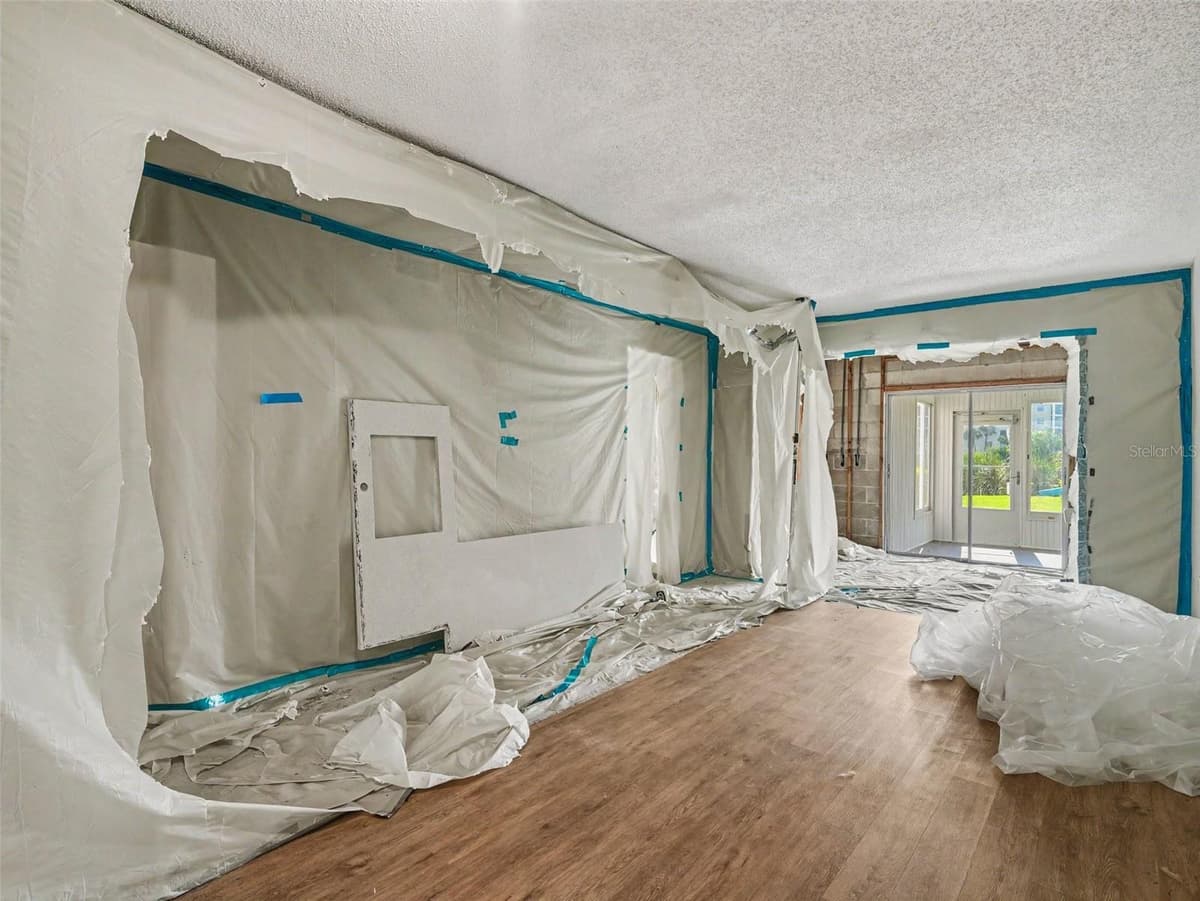4023 LAKE BAYSHORE DRIVE — photo 10 of 41