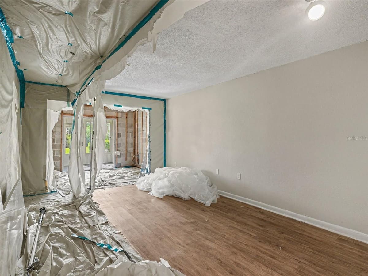 4023 LAKE BAYSHORE DRIVE — photo 11 of 41