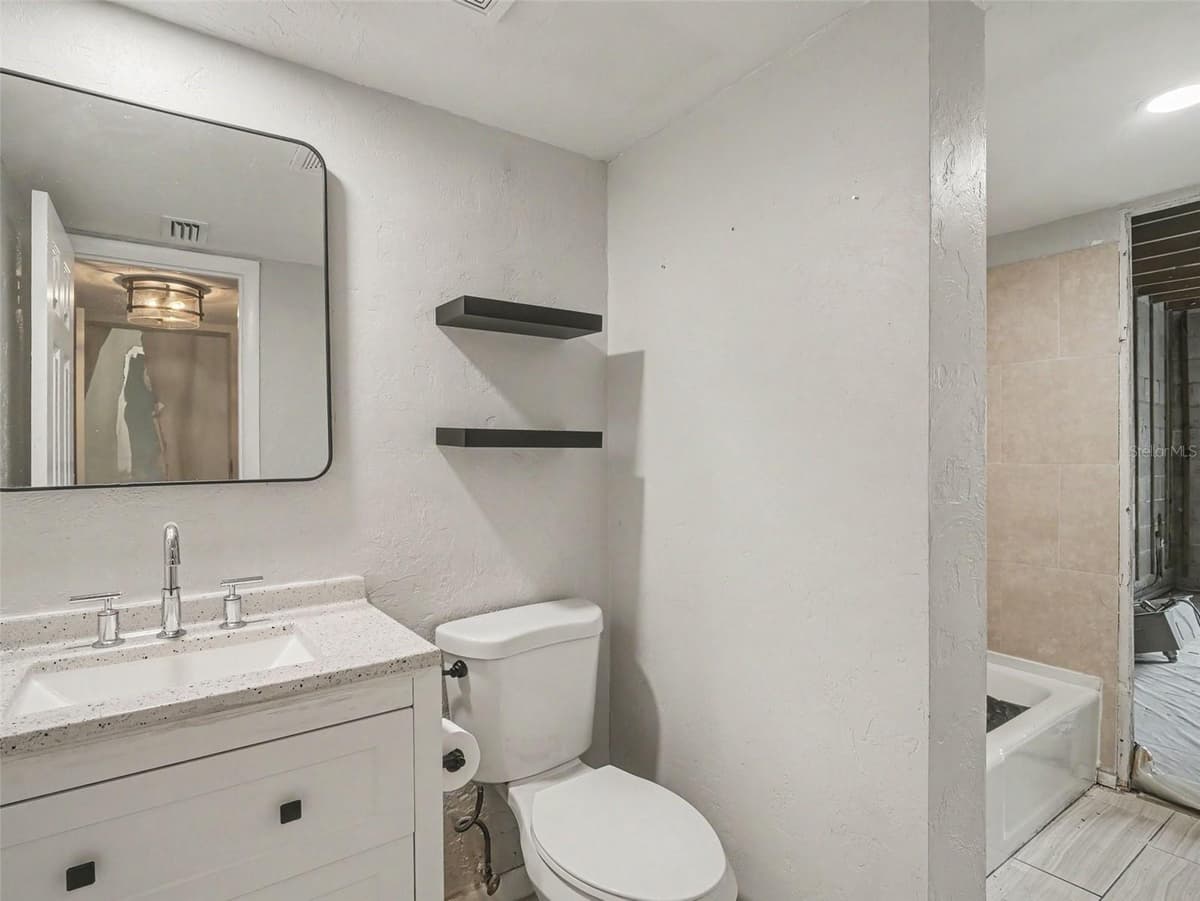 4023 LAKE BAYSHORE DRIVE — photo 23 of 41