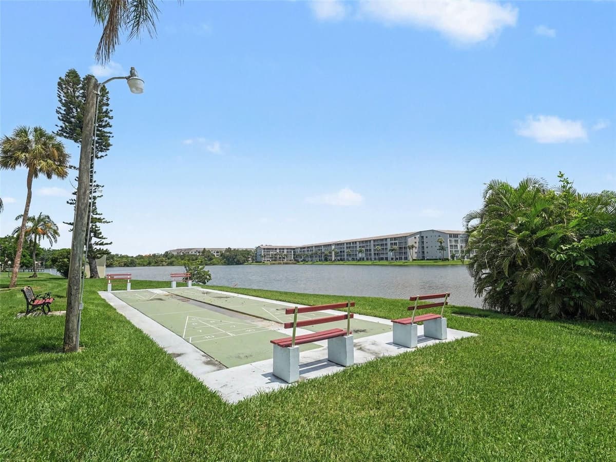 4023 LAKE BAYSHORE DRIVE — photo 41 of 41