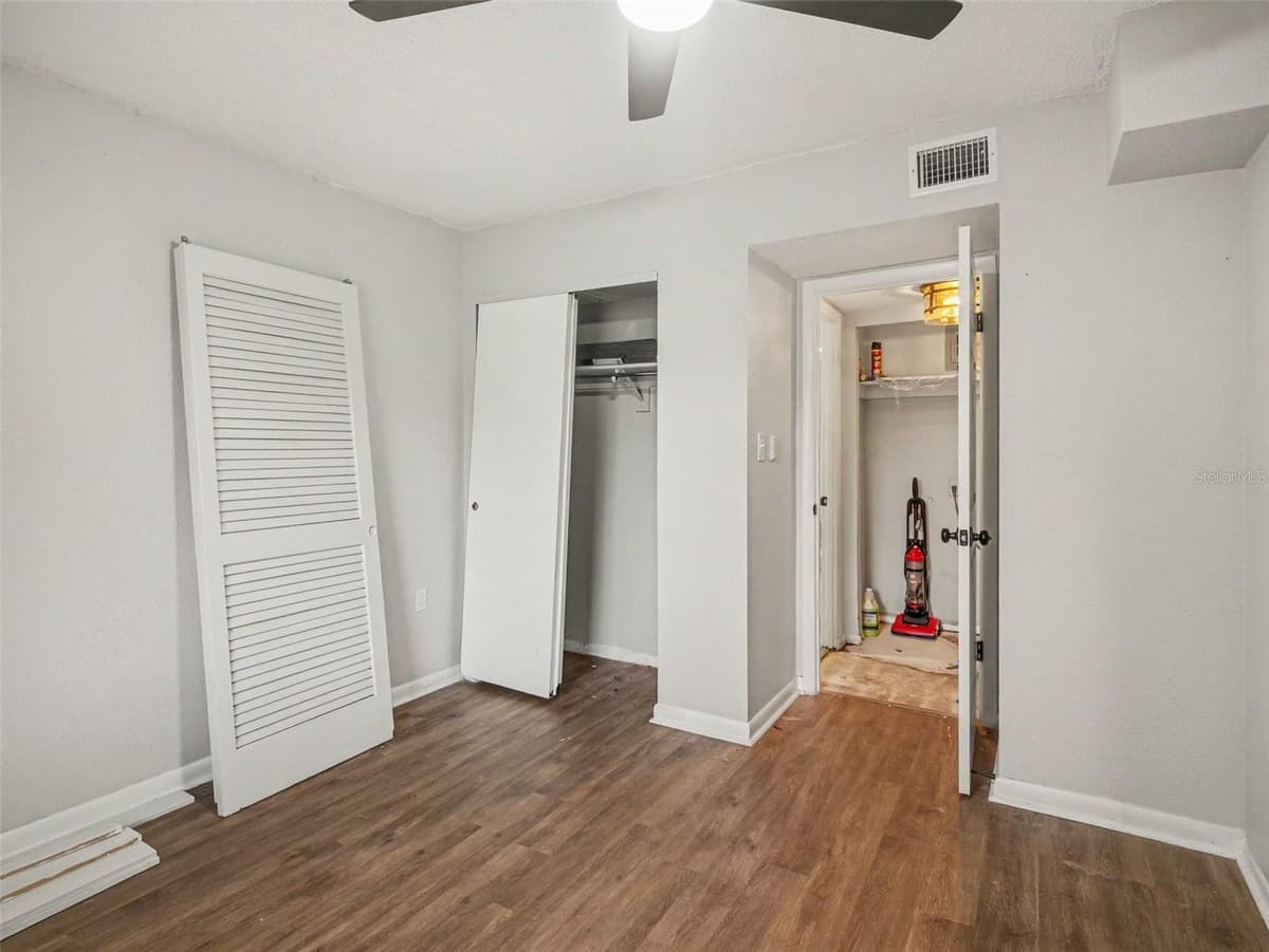 4023 LAKE BAYSHORE DRIVE — photo 22 of 41