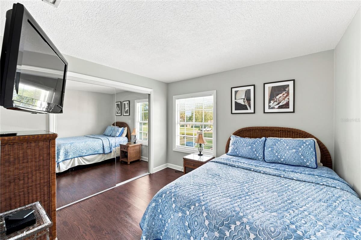 5191 SALMON DRIVE — photo 12 of 35