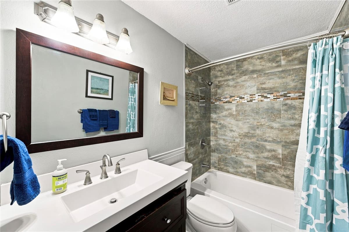 5191 SALMON DRIVE — photo 11 of 35