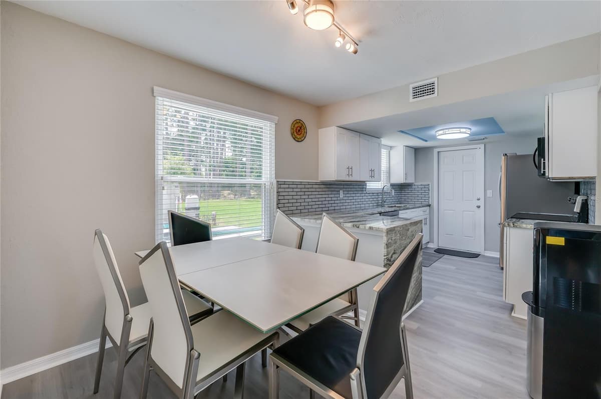 1234 THOMASINA DRIVE — photo 8 of 33