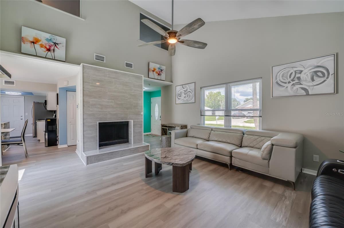 1234 THOMASINA DRIVE — photo 7 of 33