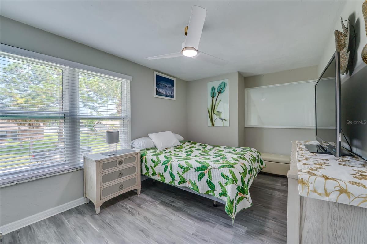 1234 THOMASINA DRIVE — photo 18 of 33