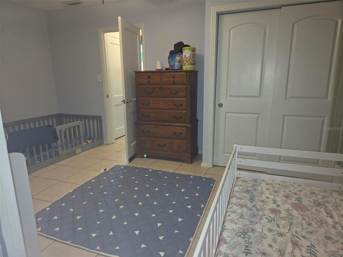 20 SATURN AVENUE — photo 20 of 40
