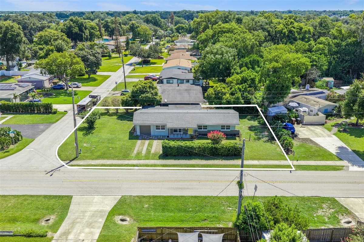 707 CRYSTAL LAKE DRIVE — photo 44 of 46