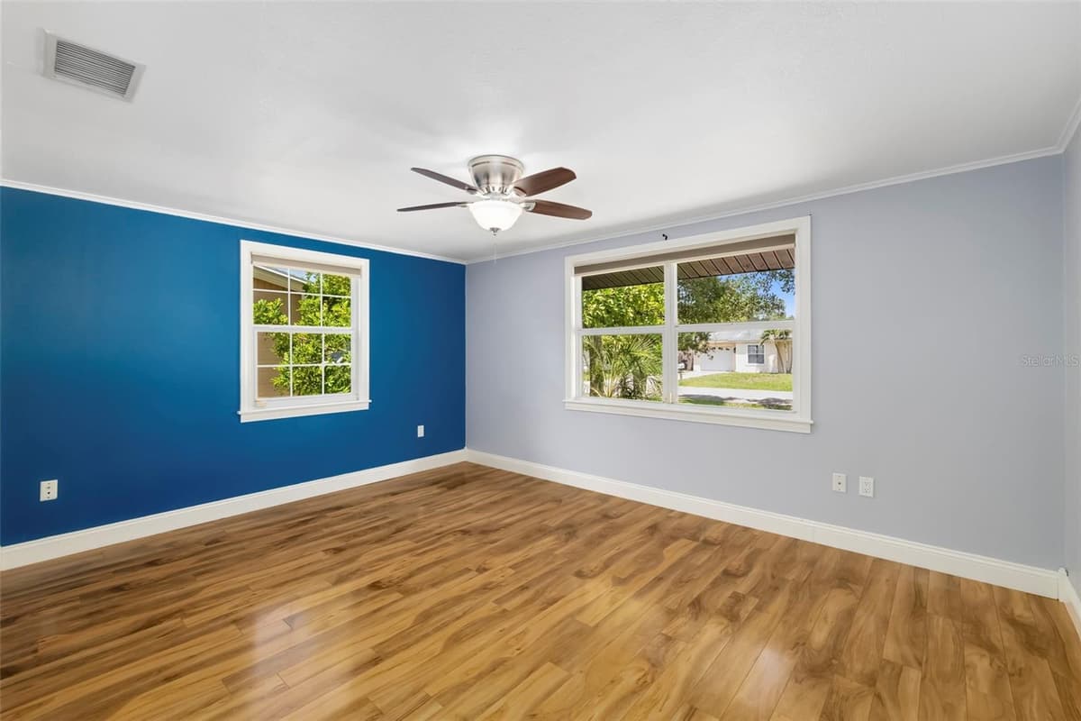 2702 GRAND CAYMAN STREET — photo 18 of 63
