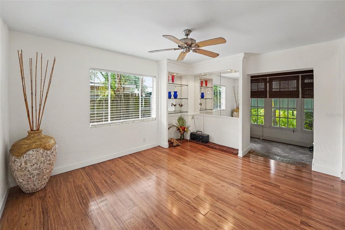 3505 MCELROY AVENUE — photo 4 of 30