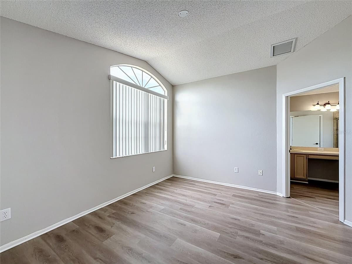 27402 CORAL SPRINGS DRIVE — photo 31 of 38