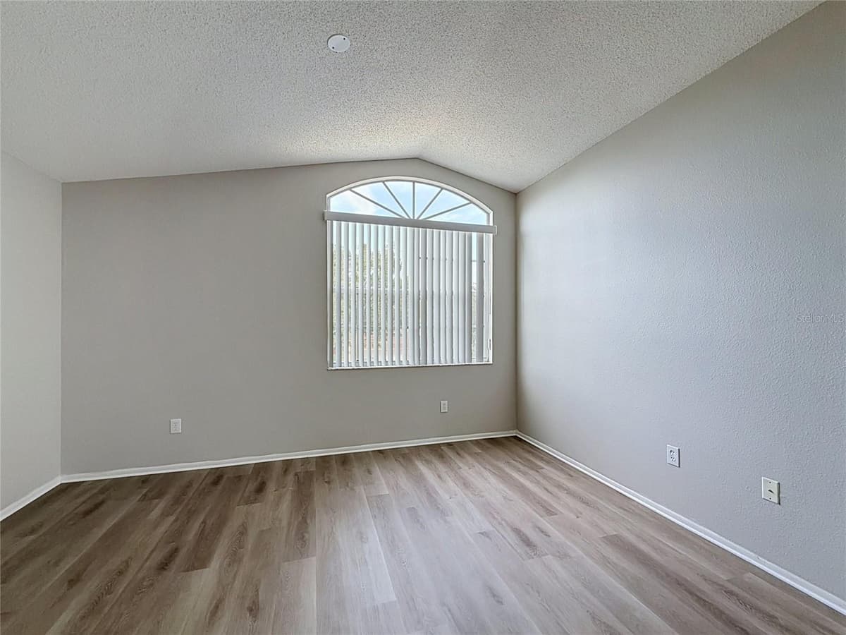 27402 CORAL SPRINGS DRIVE — photo 29 of 38